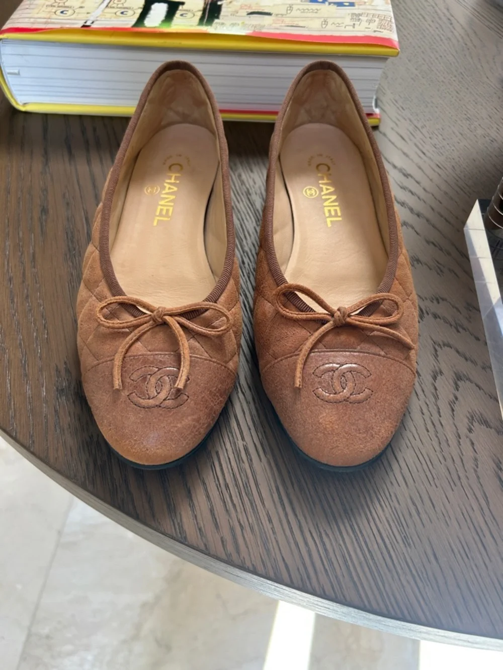 CHANEL Brown Suede Quilted Ballet Flats with CC Bow - Picture 6 of 6